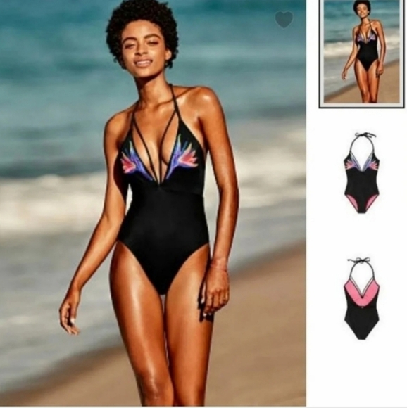 Pink and bordered one piece swimsuit - Picture 1 of 3